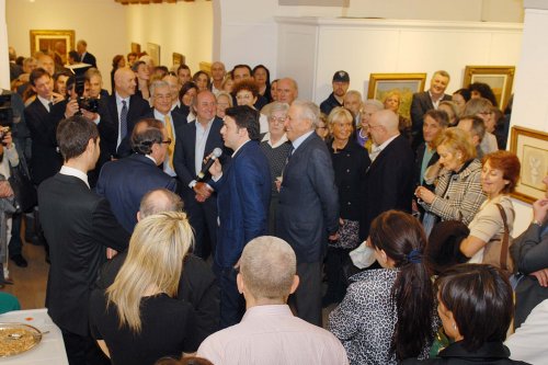 un momento della serata inaugurale mostra Giorgio Morandi con il Sindaco Matteo Renzi.jpg